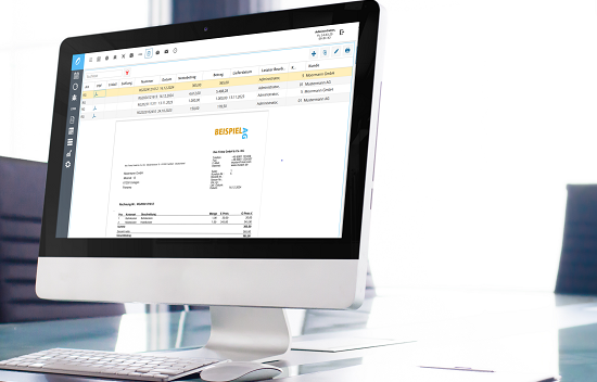 Bildschirm mit geöffneter Rechnungssoftware, die eine Beispielrechnung anzeigt.