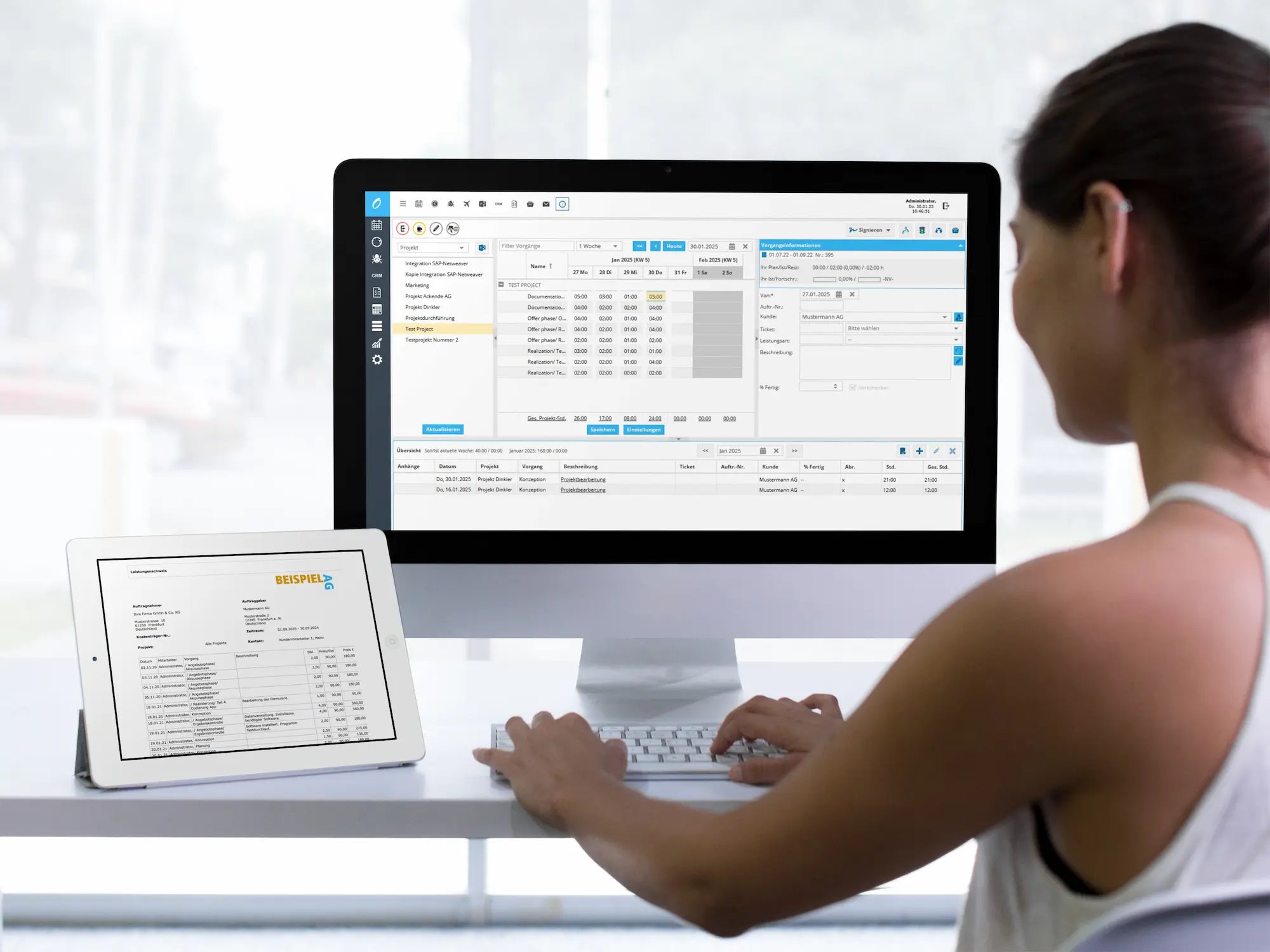 Projektbasierte Zeiterfassung für Berater mit detaillierter Auswertung.