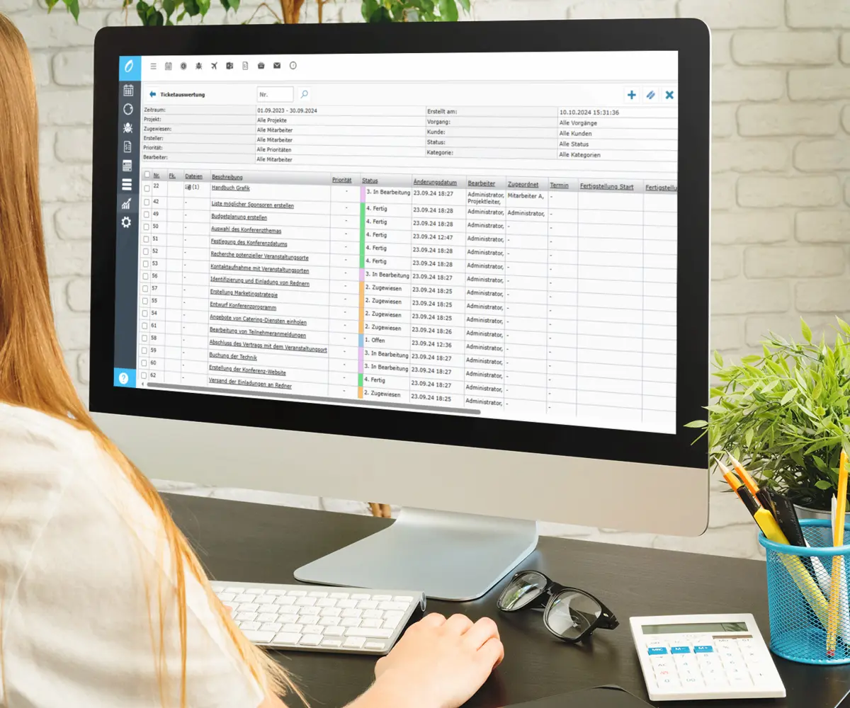 Bildschirm zeigt die tabellarische Auswertung von Tickets in einem online ticketsystem